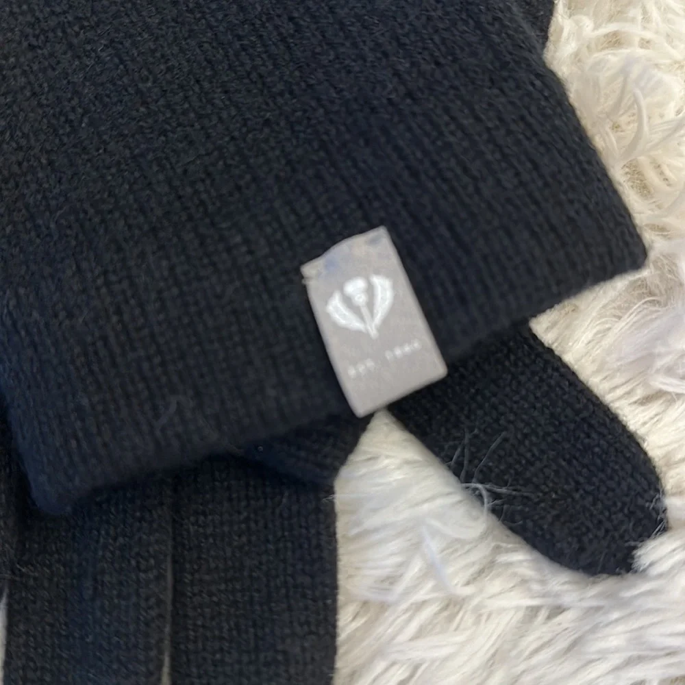 FRAAS 💯 Cashmere Black knit gloves one size never worn